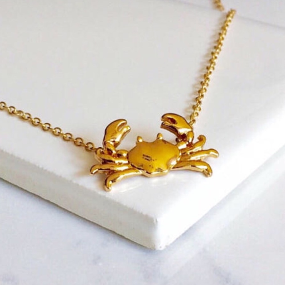 ✨Maryland Crab Necklace✨